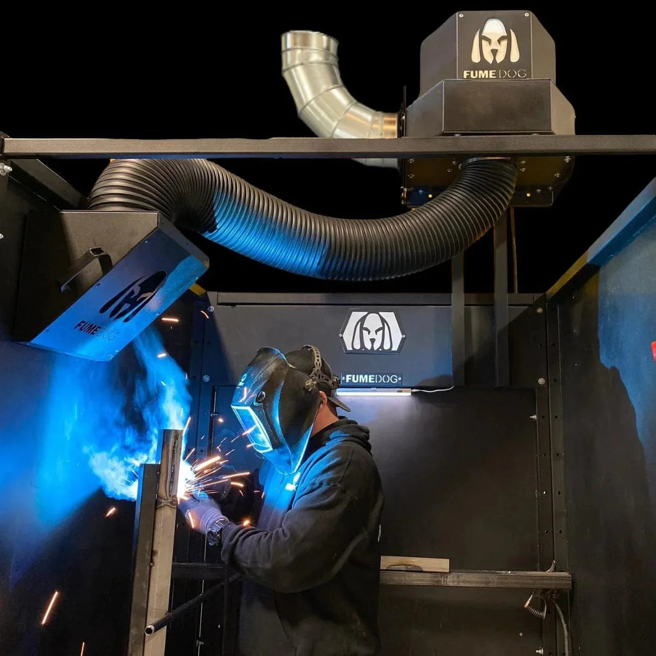 Fume Dog – Bulldog-EX-FLEX – Magnetic Wall-Mount Welding Fume Extraction / Exhaust System