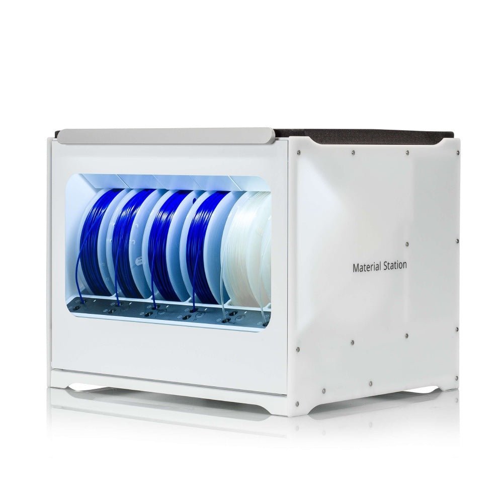 UltiMaker S8 Pro 3D Printer Bundle (62-237331-PB)